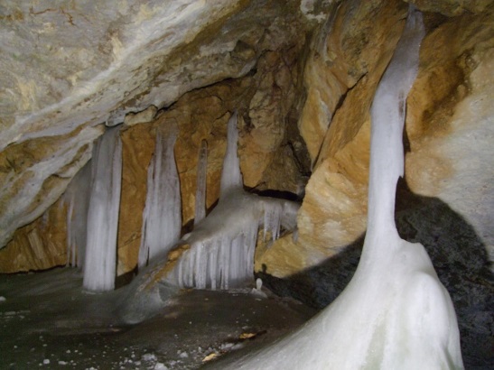 Dobšinská Ice cave